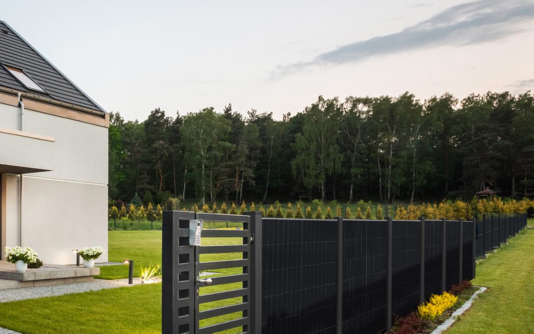 5 Gründe, warum ein Solarzaun die beste Alternative zu herkömmlichen Zäunen sind